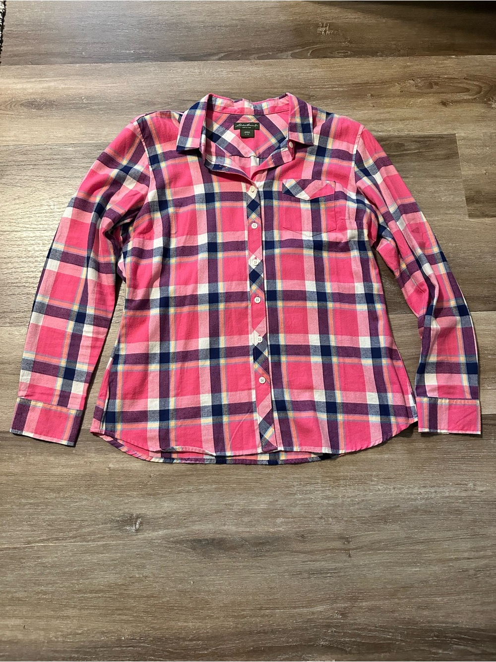Eddie Bauer Women’s Pink, Blue & White Plaid Button‑Down Shirt – Size L